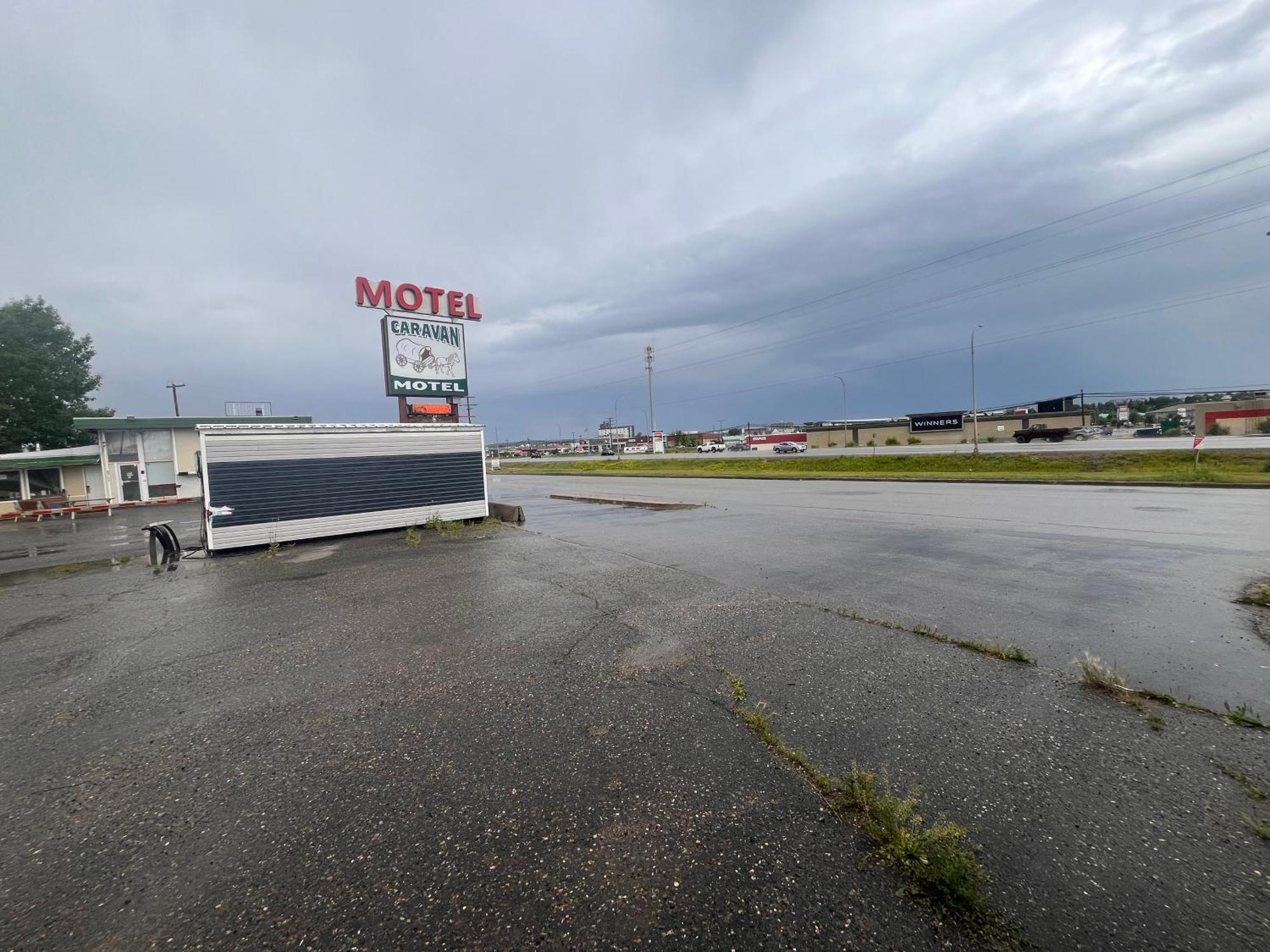 Caravan Motel Fort St. John ภายนอก รูปภาพ
