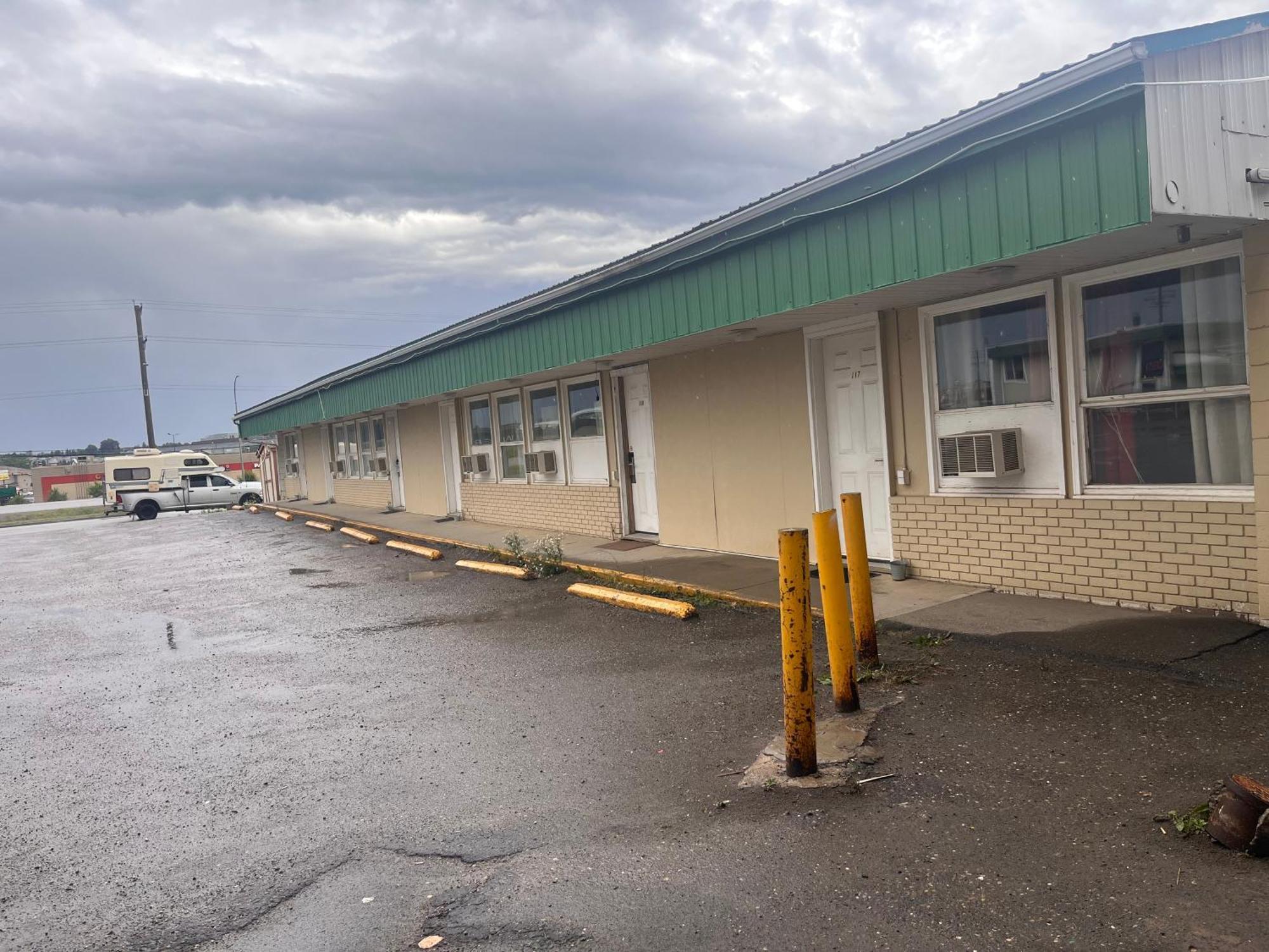 Caravan Motel Fort St. John ภายนอก รูปภาพ