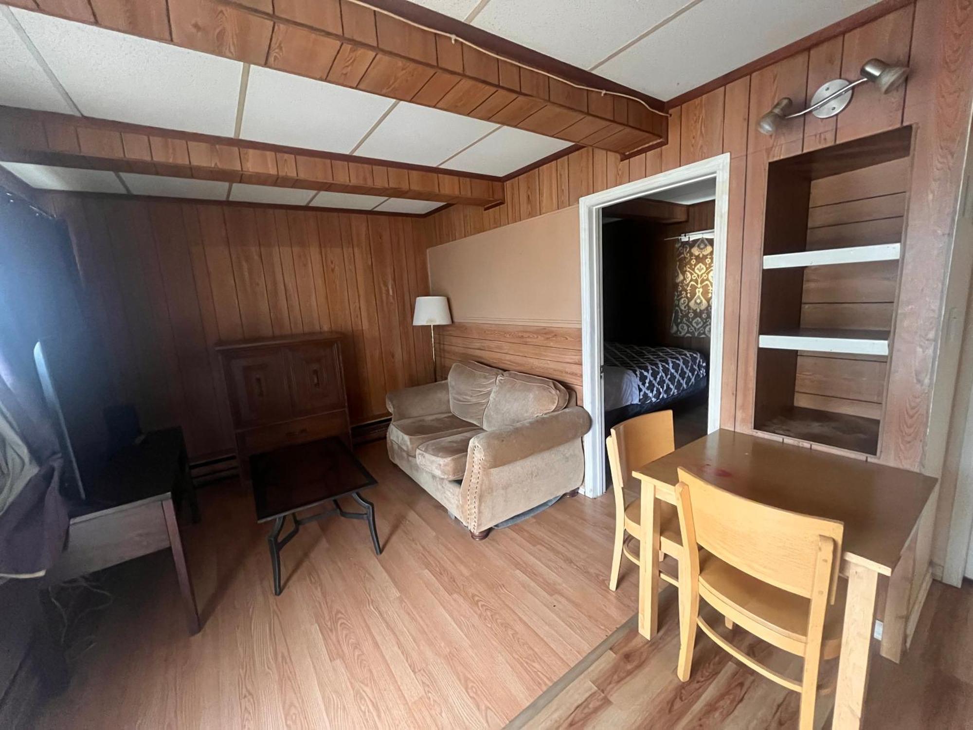 Caravan Motel Fort St. John ภายนอก รูปภาพ