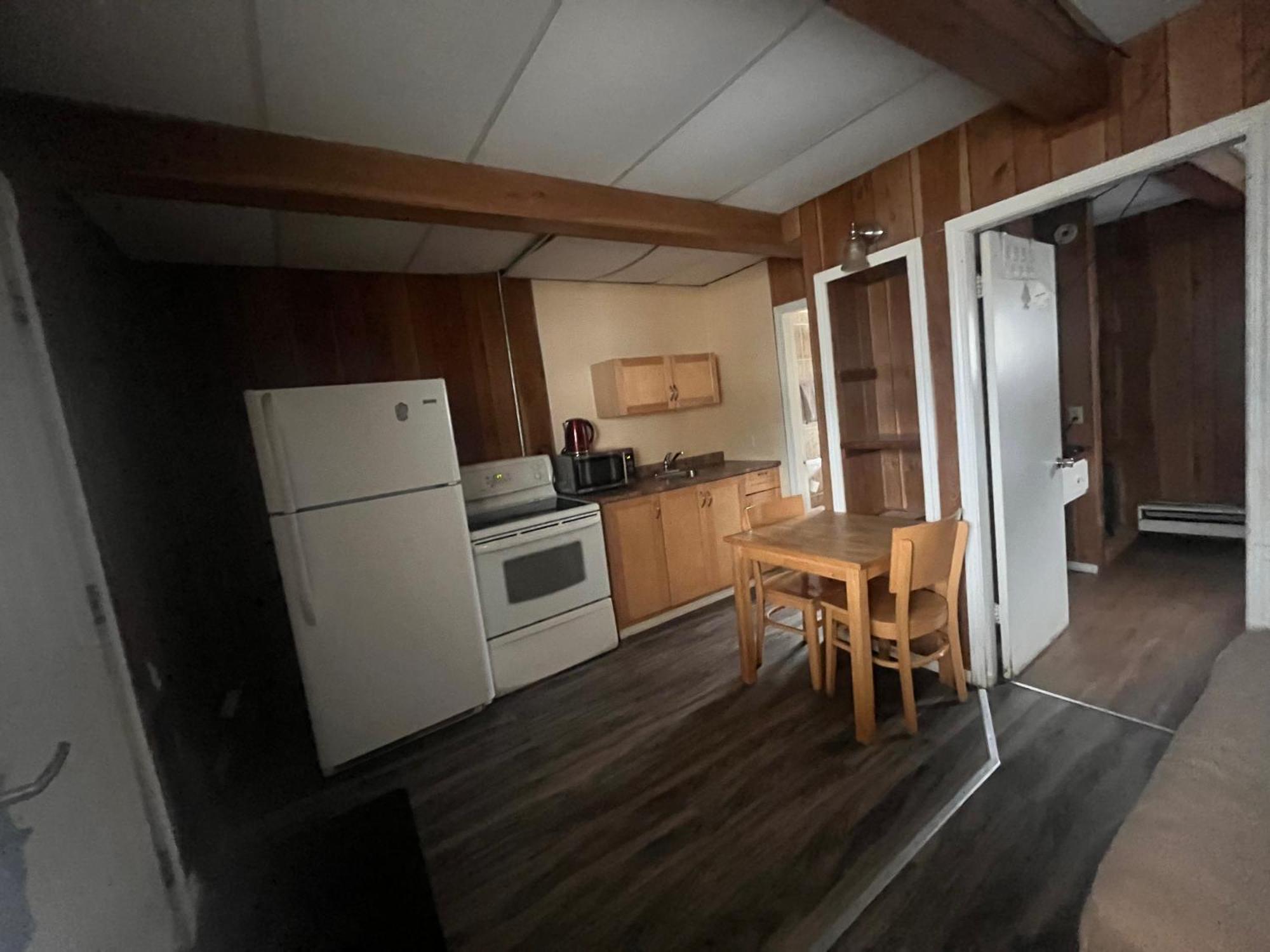 Caravan Motel Fort St. John ภายนอก รูปภาพ