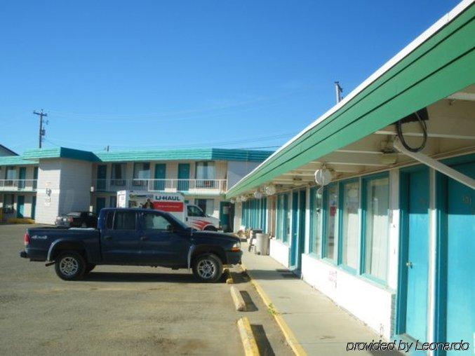 Caravan Motel Fort St. John ภายนอก รูปภาพ