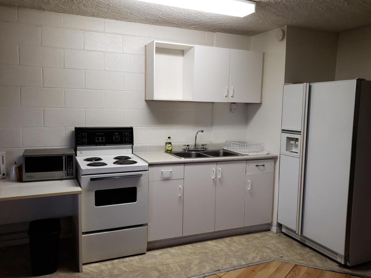 Caravan Motel Fort St. John ภายนอก รูปภาพ
