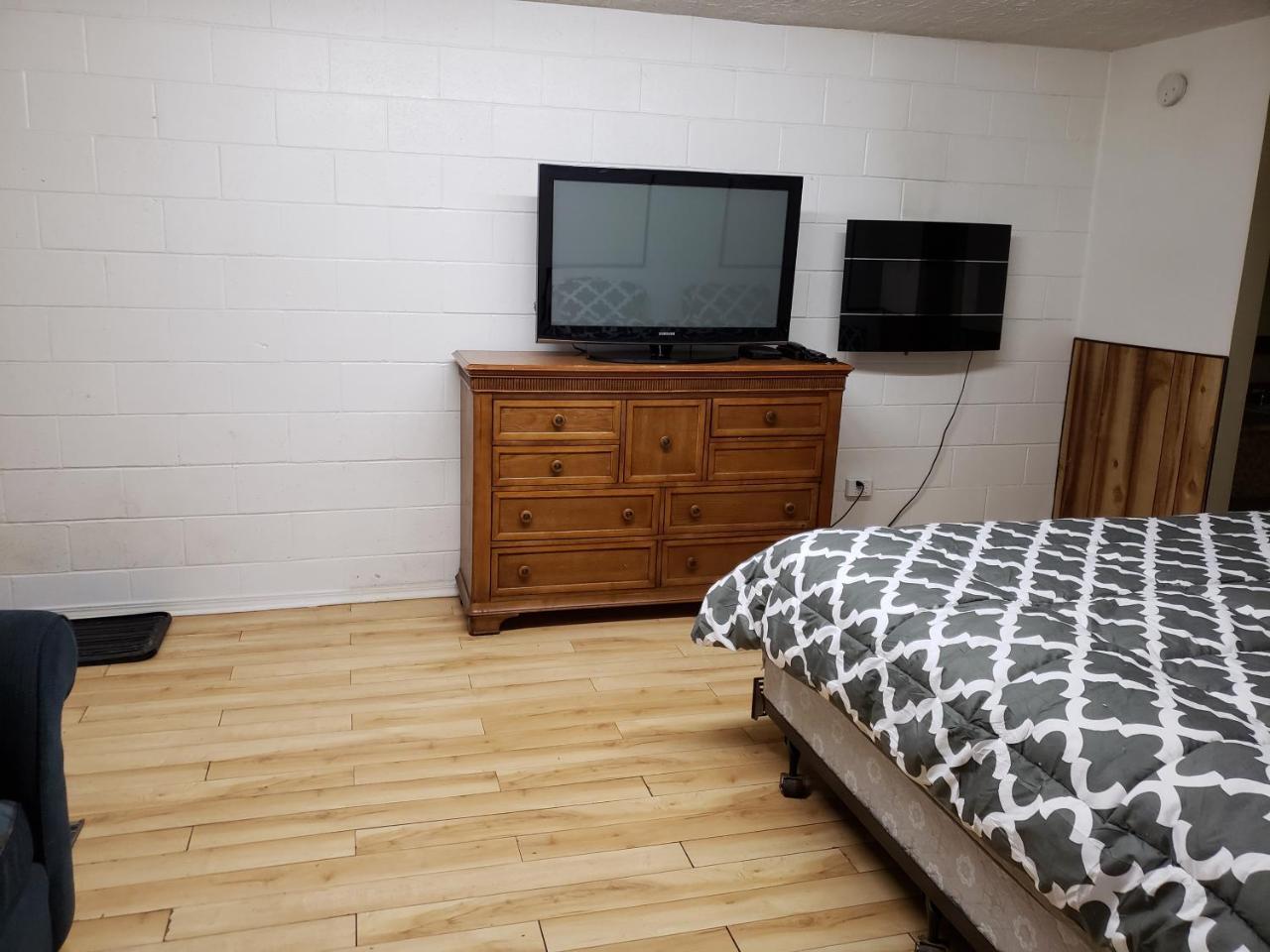 Caravan Motel Fort St. John ภายนอก รูปภาพ