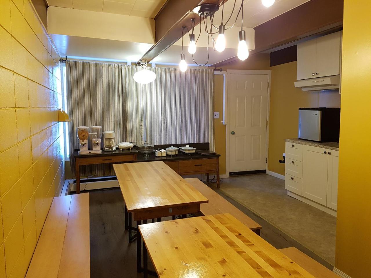 Caravan Motel Fort St. John ภายนอก รูปภาพ